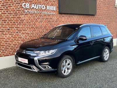 Mitsubishi Outlander 2,4 PHEV Instyle CVT 4WD 5d