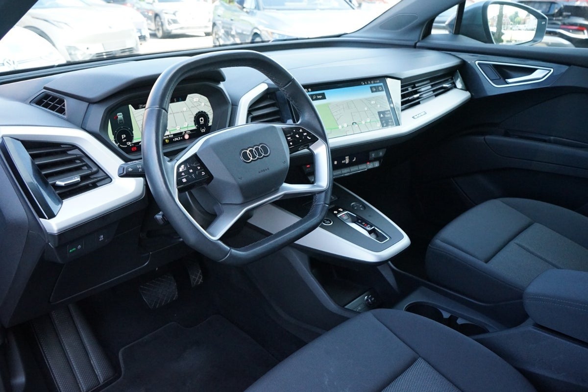 Audi Q4 e-tron Attitude S-line