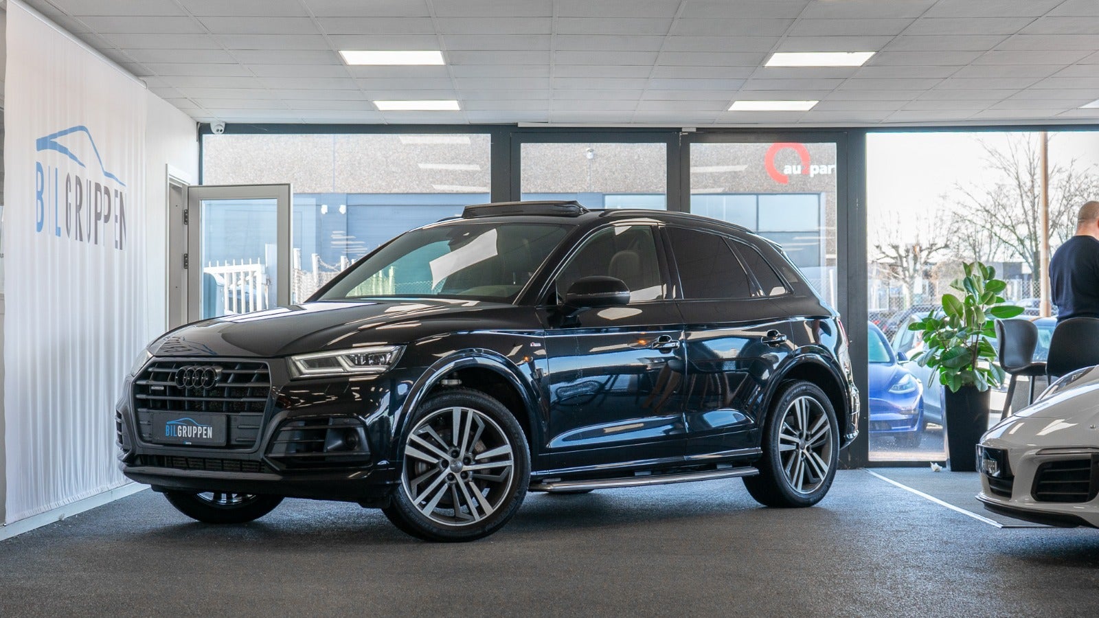 Billede af Audi Q5 3,0 TDi 286 S-line quattro Tiptr. Van