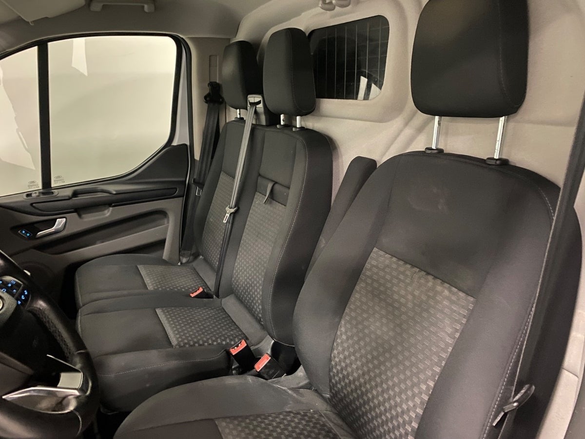 Billede af Ford Transit Custom 300L 2,0 TDCi 130 Trend