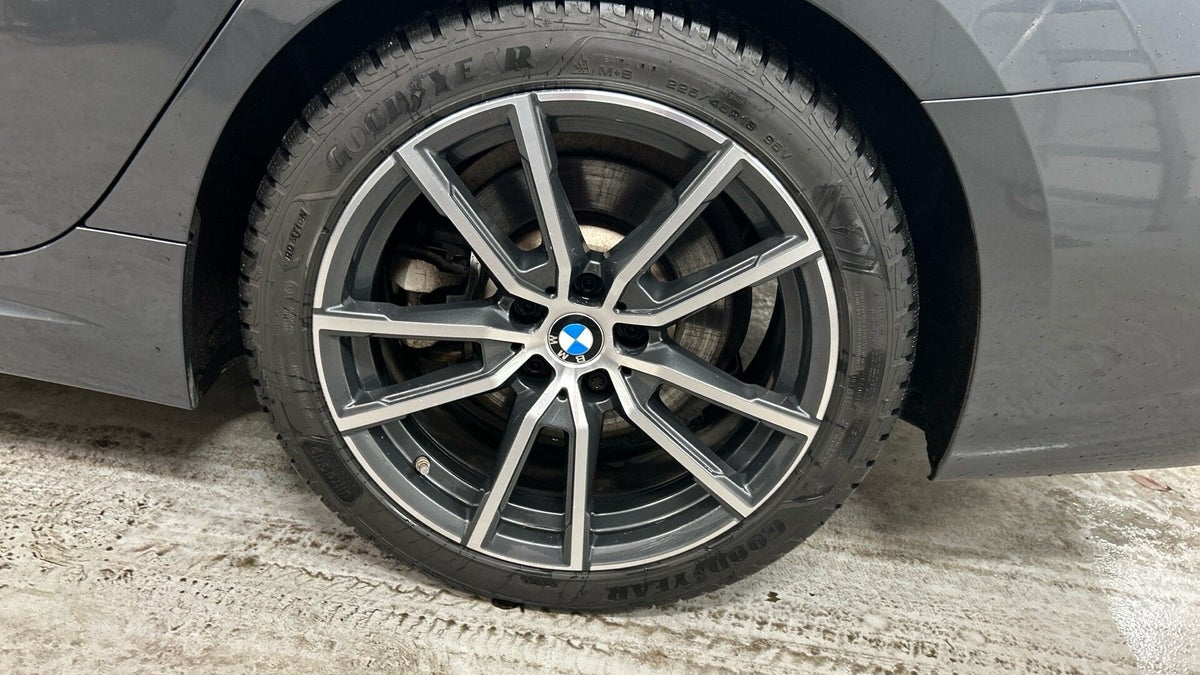 BMW 330e Touring M-Sport aut. billede 16