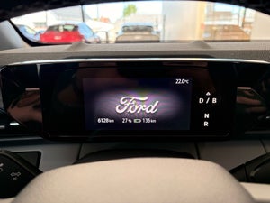 Ford Explorer Premium Extended Range AWD