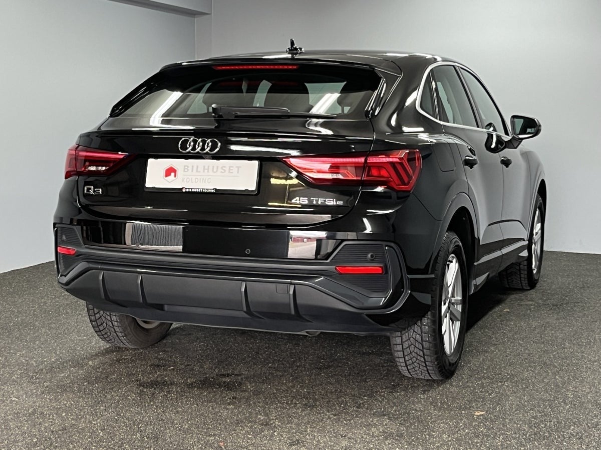 Billede af Audi Q3 45 TFSi e Attitude plus Sportback S-tr.