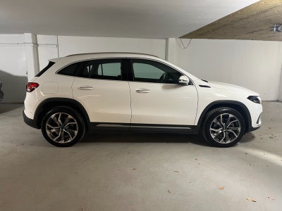 Mercedes EQA250 Electric Art