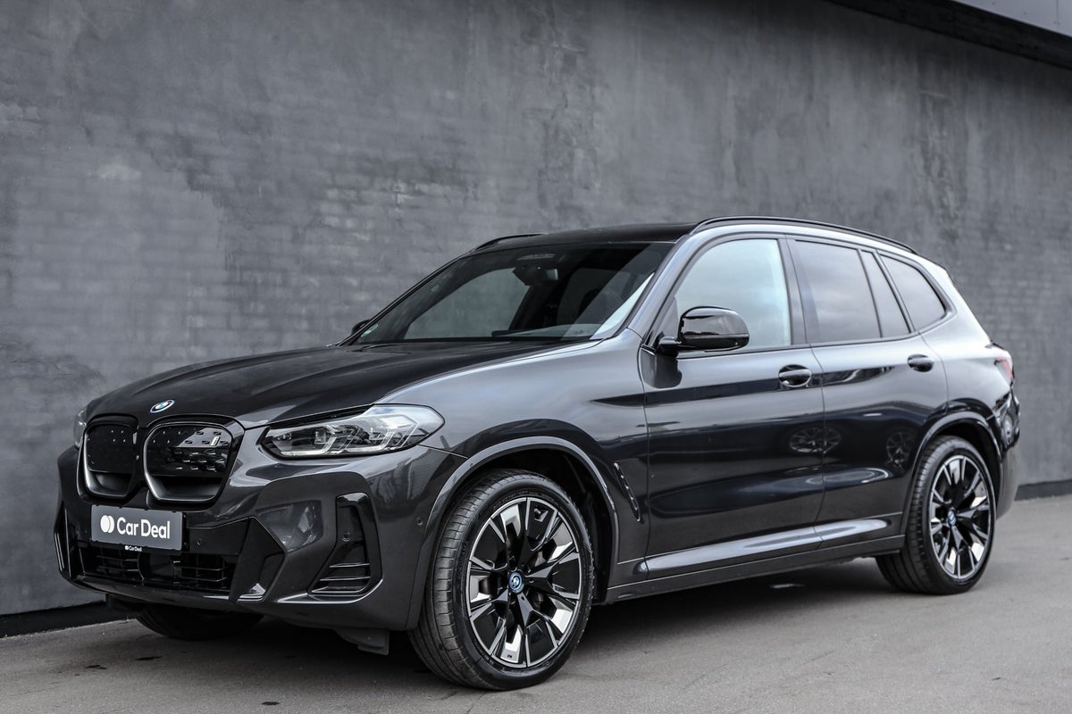 BMW iX3 billede