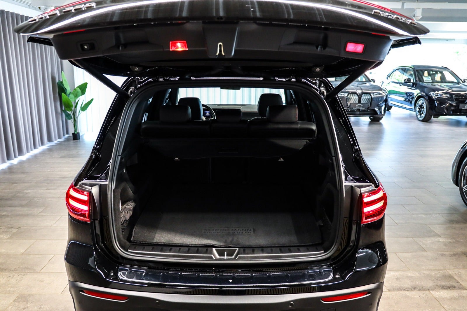Billede af Mercedes EQB350  AMG Edition 4Matic