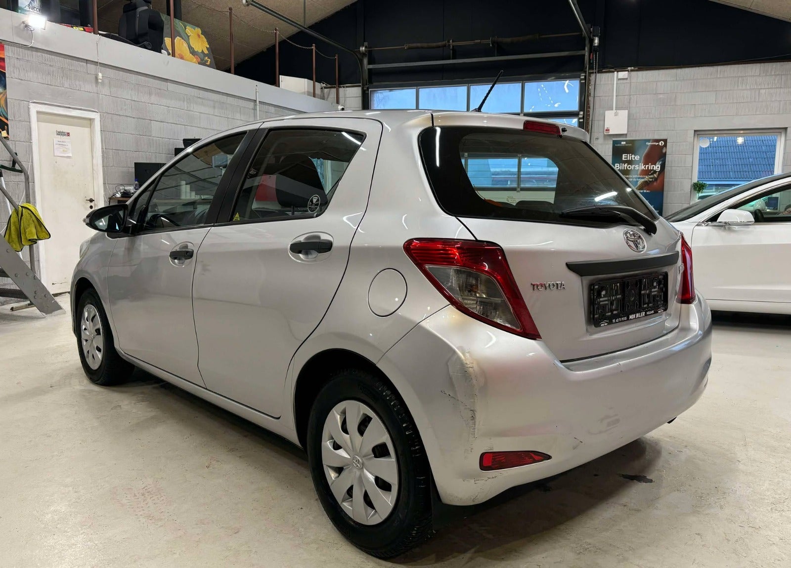 Billede af Toyota Yaris 1,0 VVT-i T2 Touch