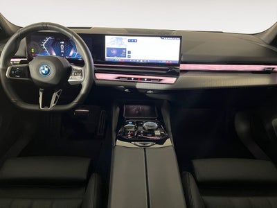 BMW i5 eDrive40 Touring Fully Charged M-Sport Van