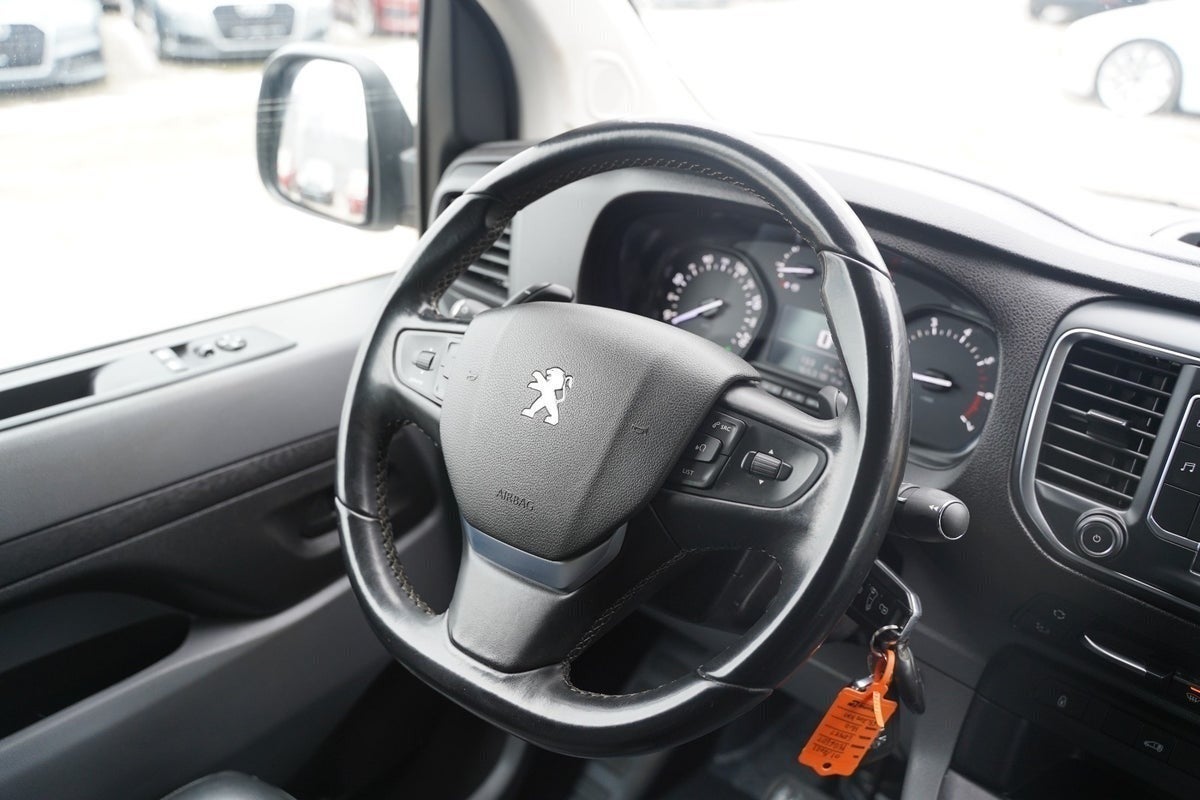 Billede af Peugeot Expert 2,0 BlueHDi 122 L2 Premium EAT8 Van
