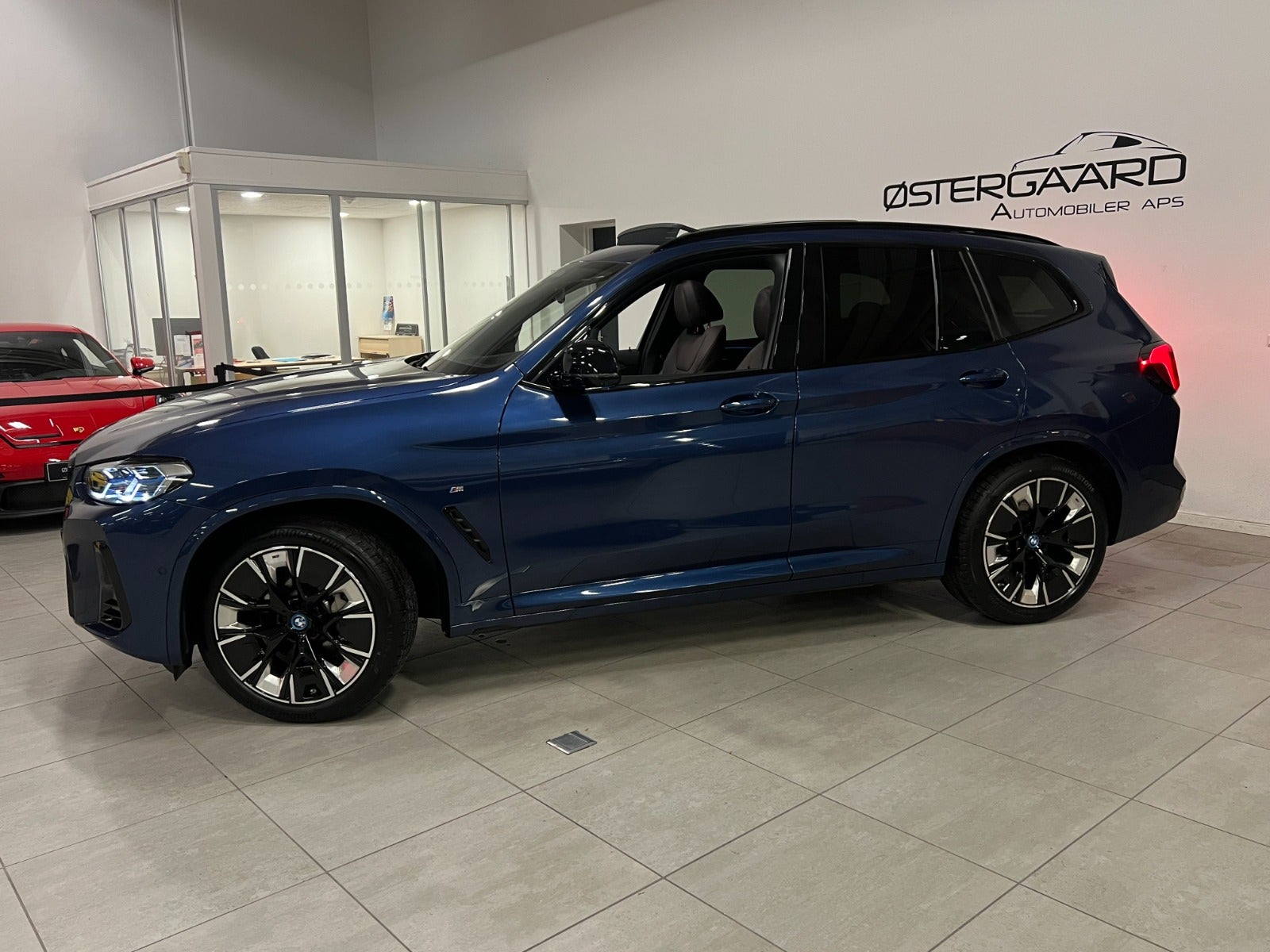 BMW iX3 2023