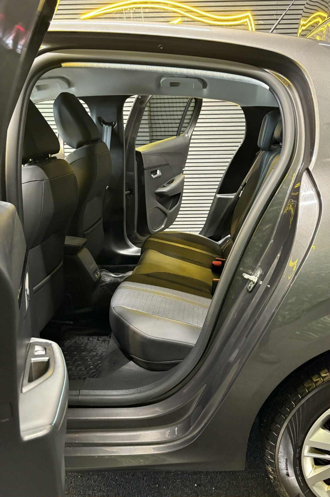 Billede af Peugeot 208 1,5 BlueHDi 100 Allure