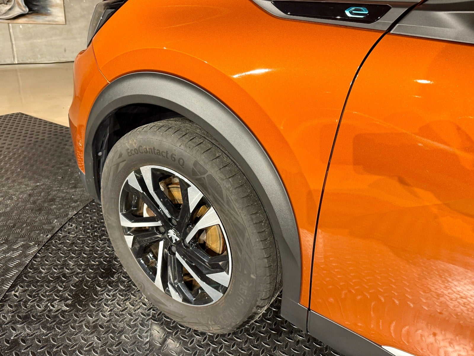 Billede af Peugeot e-2008 50 GT