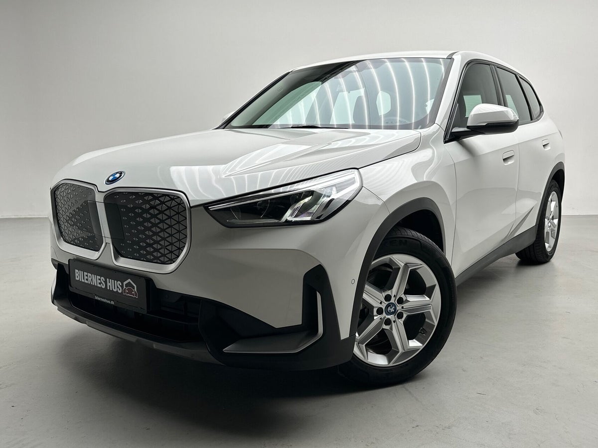 BMW iX1 eDrive20 X-Line billede 18