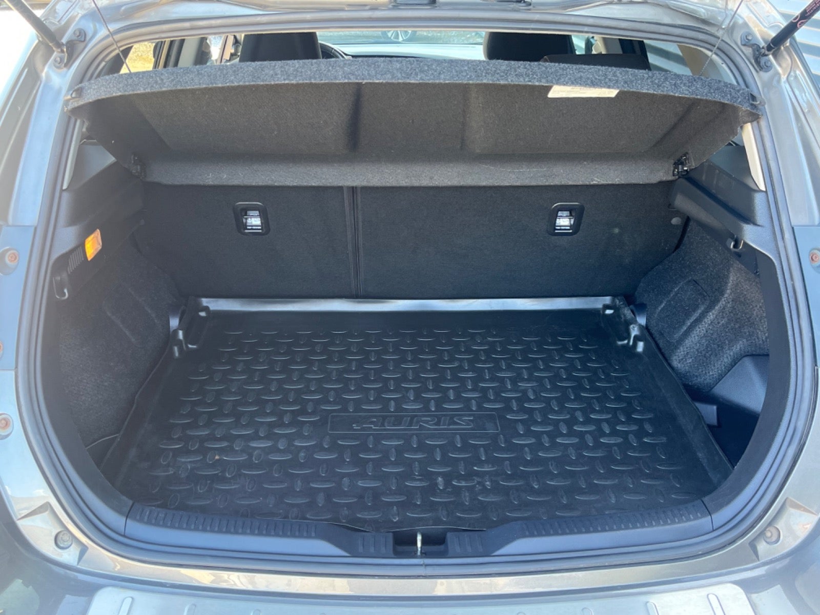Billede af Toyota Auris 1,8 Hybrid H2 Selected CVT