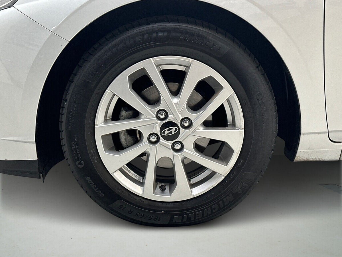 Hyundai i20 MPi Essential billede 8