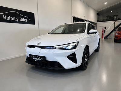 MG MG5 Luxury