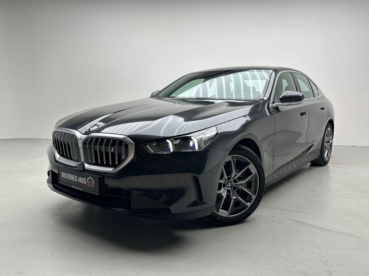 BMW i5 eDrive40 Sport Line billede 18