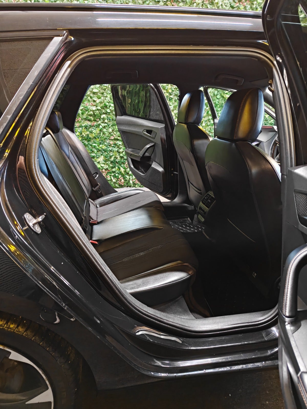 Billede af Cupra Leon 1,5 eTSi High Sportstourer DSG