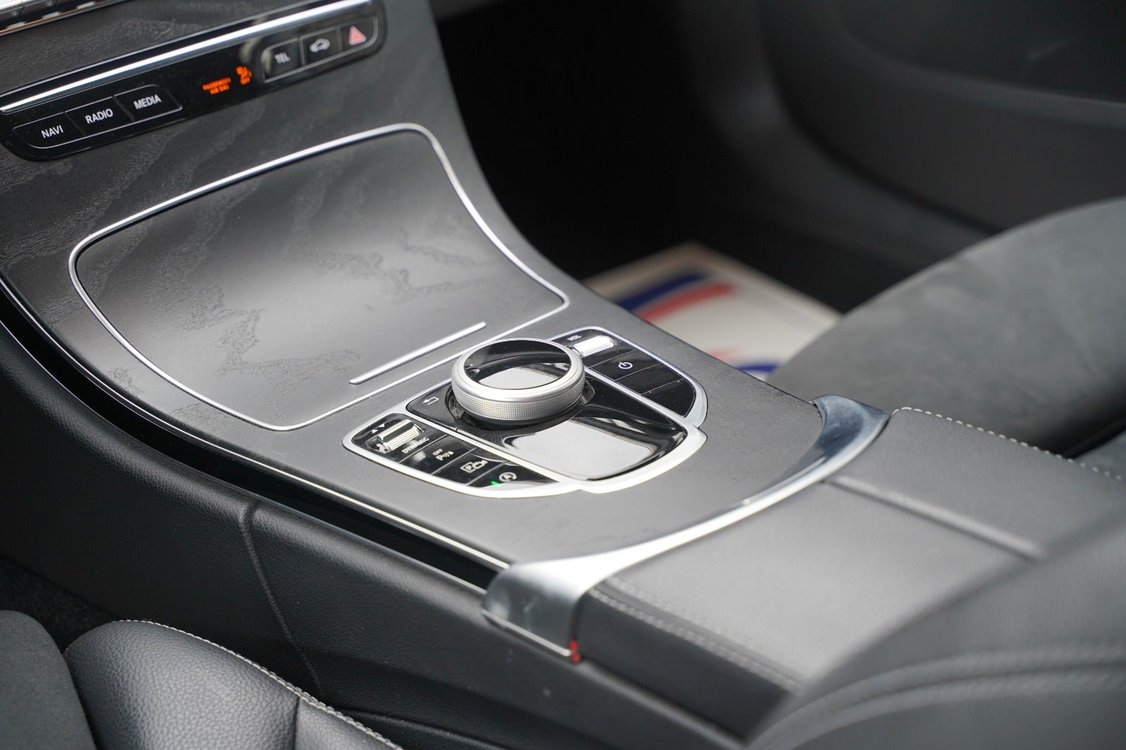 Billede af Mercedes C220 d 2,0 AMG Line stc. aut.