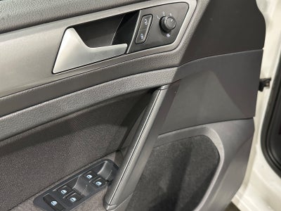 VW Golf VII TDi 110 Comfortline Variant BMT