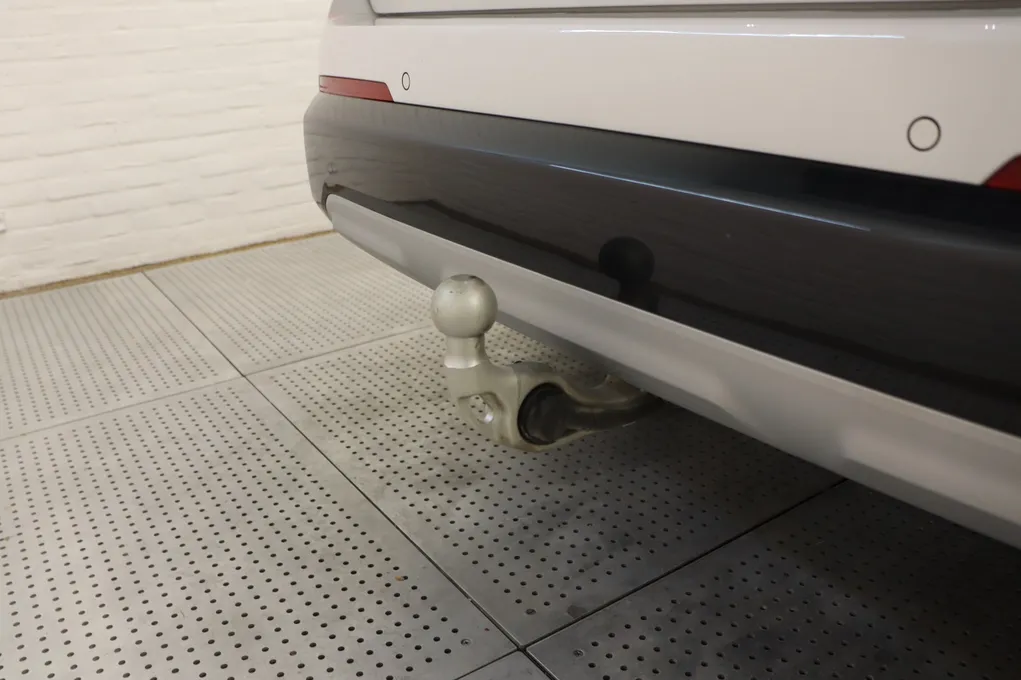 BMW iX1 xDrive30 X-Line