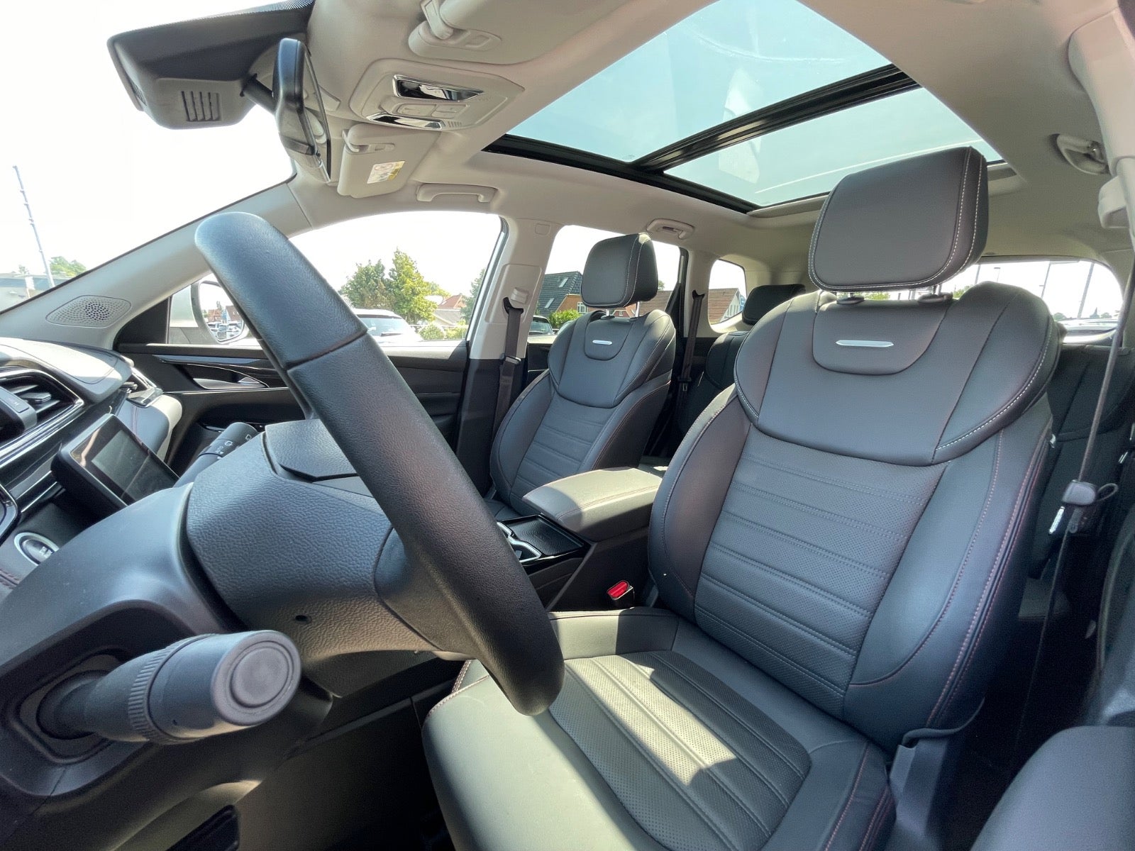 Billede af Maxus Euniq6 70 