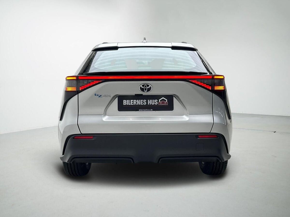 Toyota bZ4X Comfort billede 8