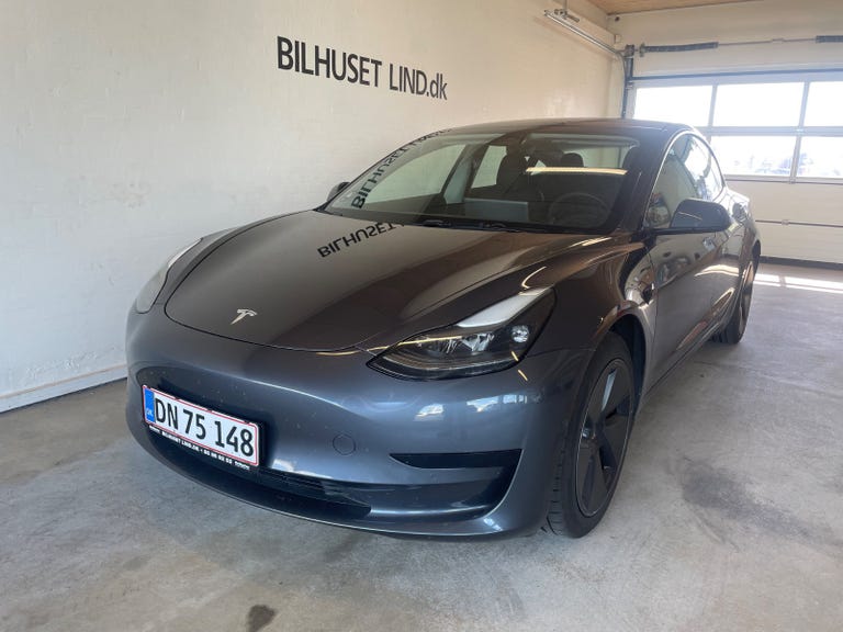Tesla Model 3 RWD