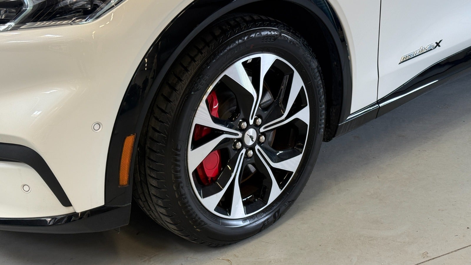 Billede af Ford Mustang Mach-E 91 Premium Extended Range AWD