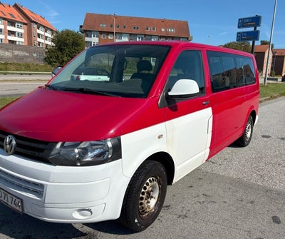 VW Caravelle 2,0 TDi 140 Comfortline 5d