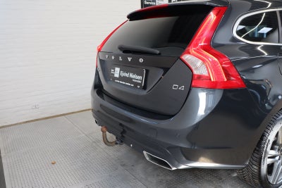 Volvo V60 D4 181 Momentum aut. Van