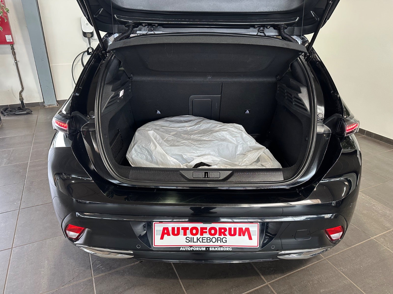Peugeot 308, Billede 15
