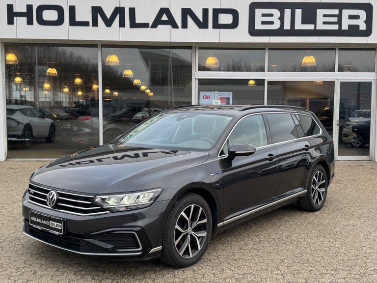 VW Passat GTE Variant DSG