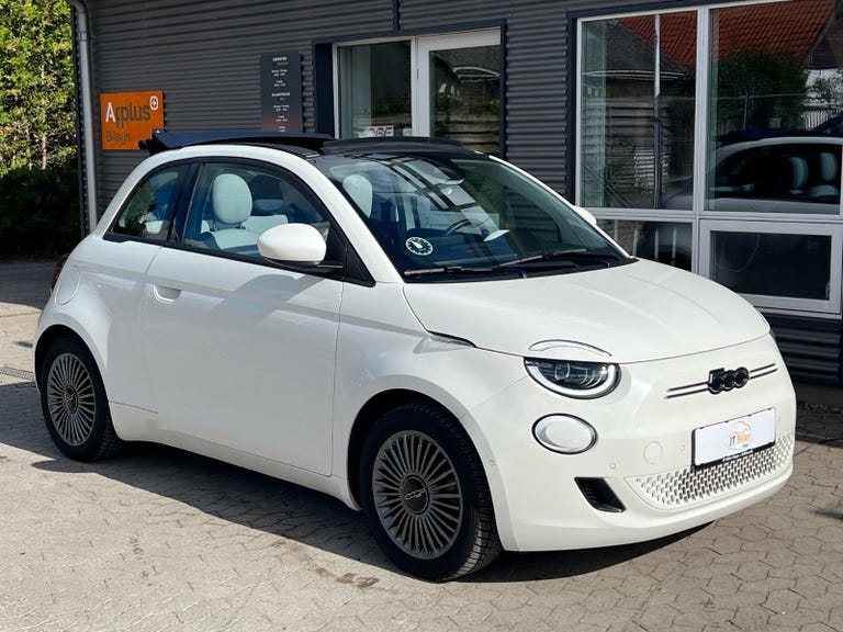 Fiat 500e Icon Cabrio