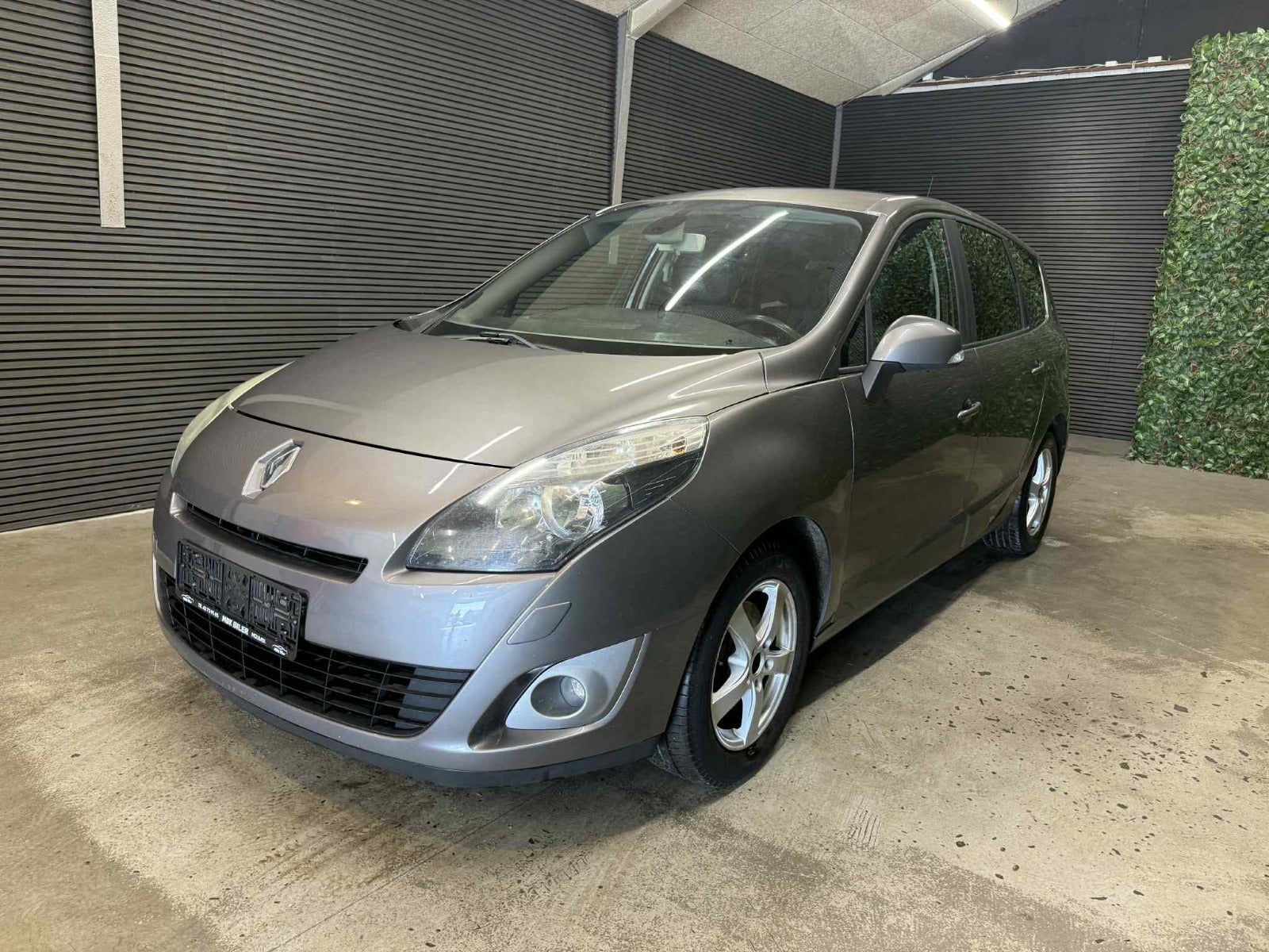 Billede af Renault Grand Scenic III 1,6 16V Expression 7prs