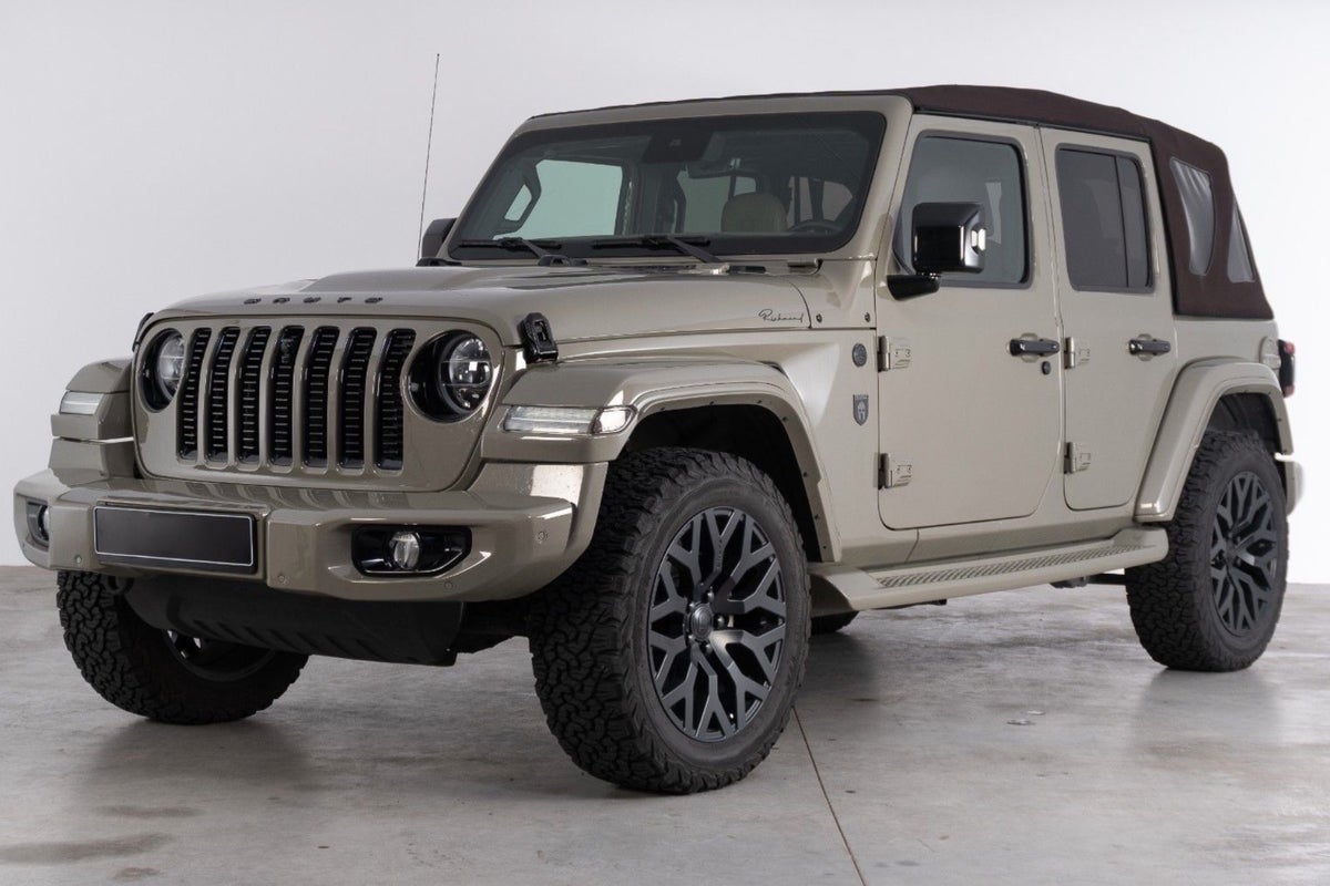 Jeep Wrangler Unlimited 2,0 T Brute Sky One aut. 4×4 4d - 6