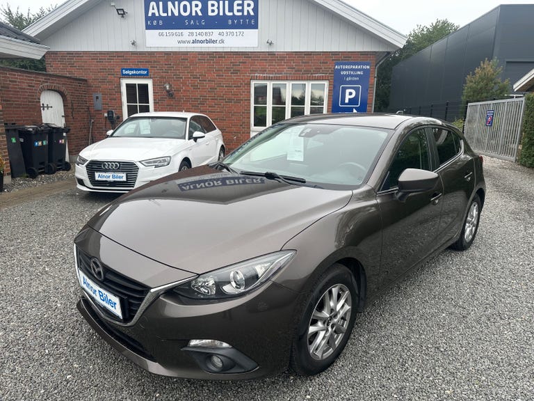 Mazda 3 SkyActiv-G 120 Vision