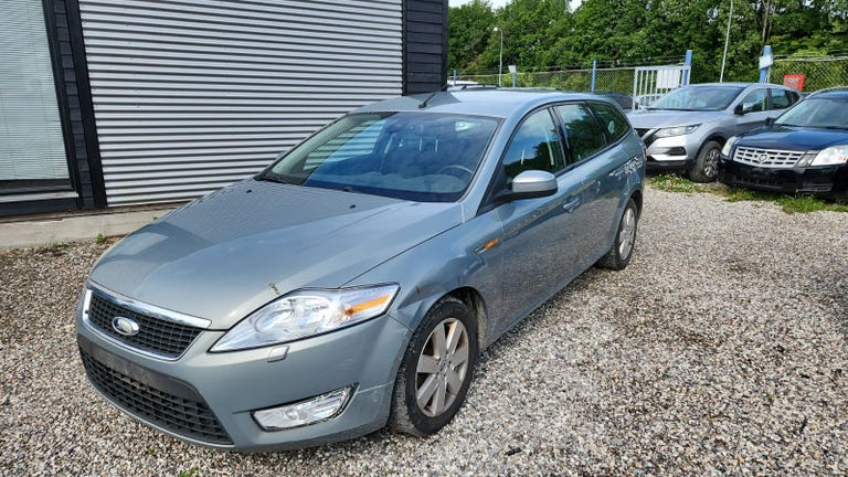 Ford Mondeo 145 Ambiente stc.