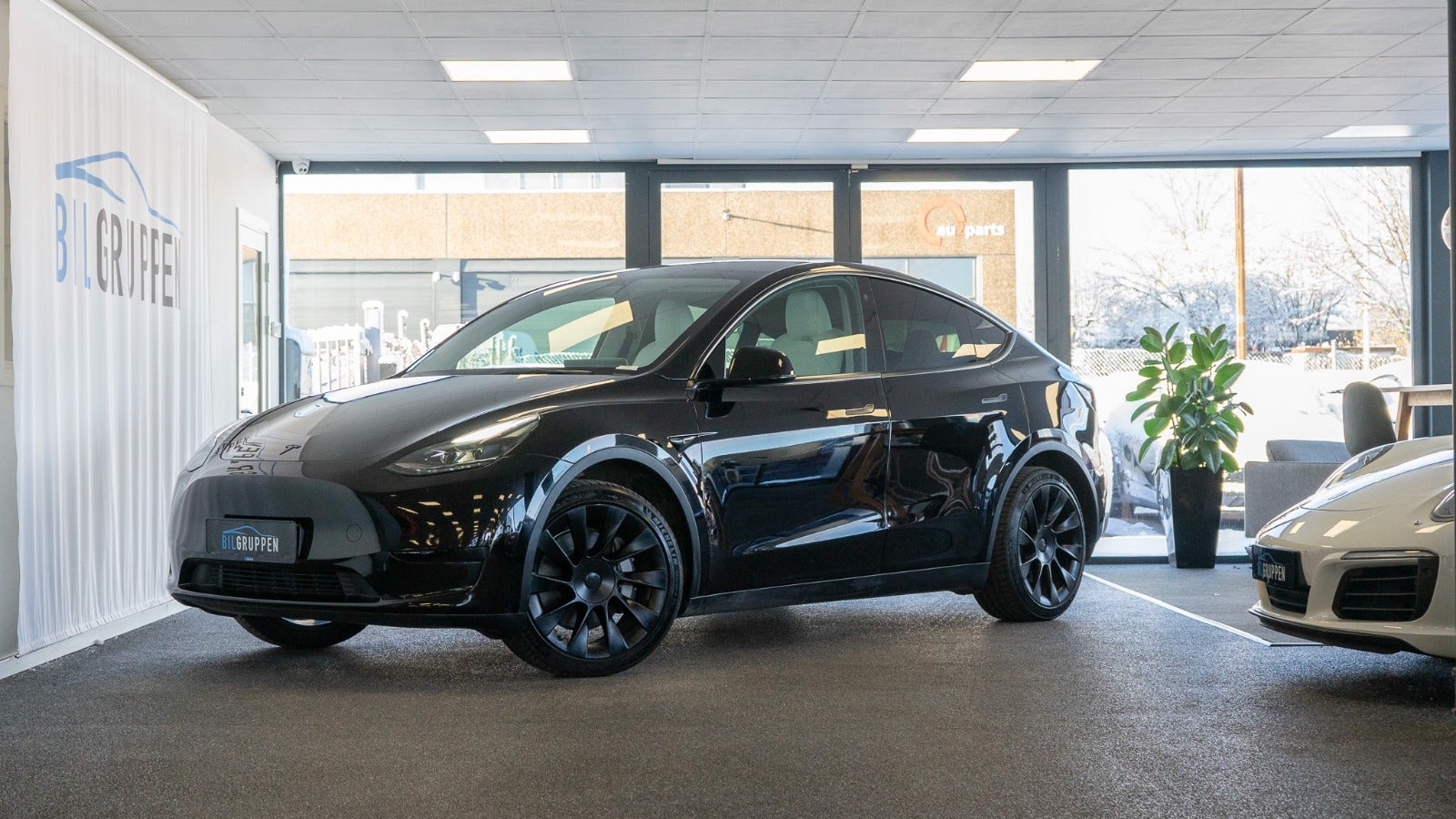 Billede af Tesla Model Y  RWD