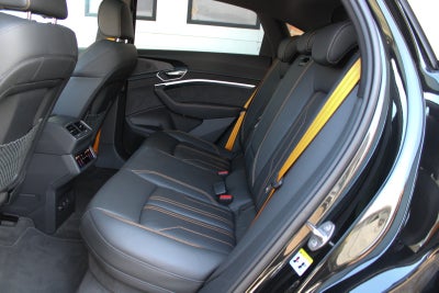 Audi e-tron Black Edition S-line Sportback quattro