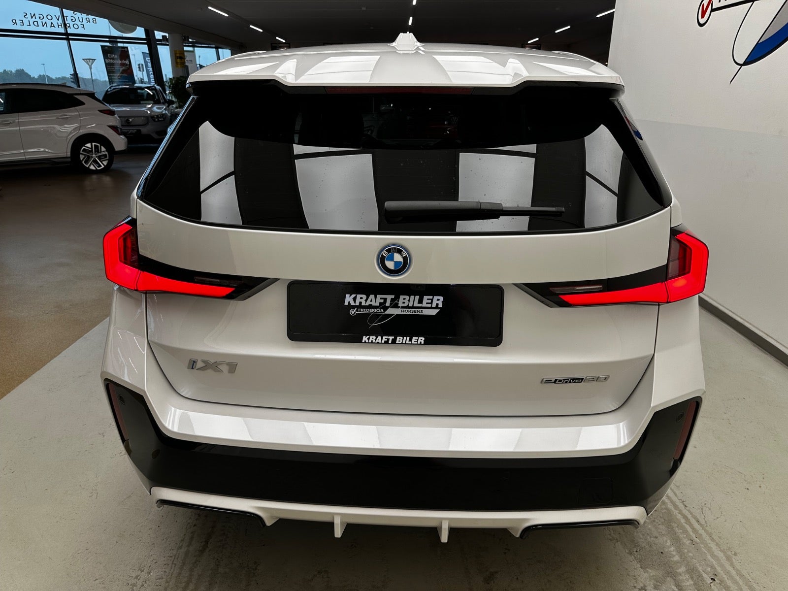Billede af BMW iX1  eDrive20 Fully Charged M-Sport