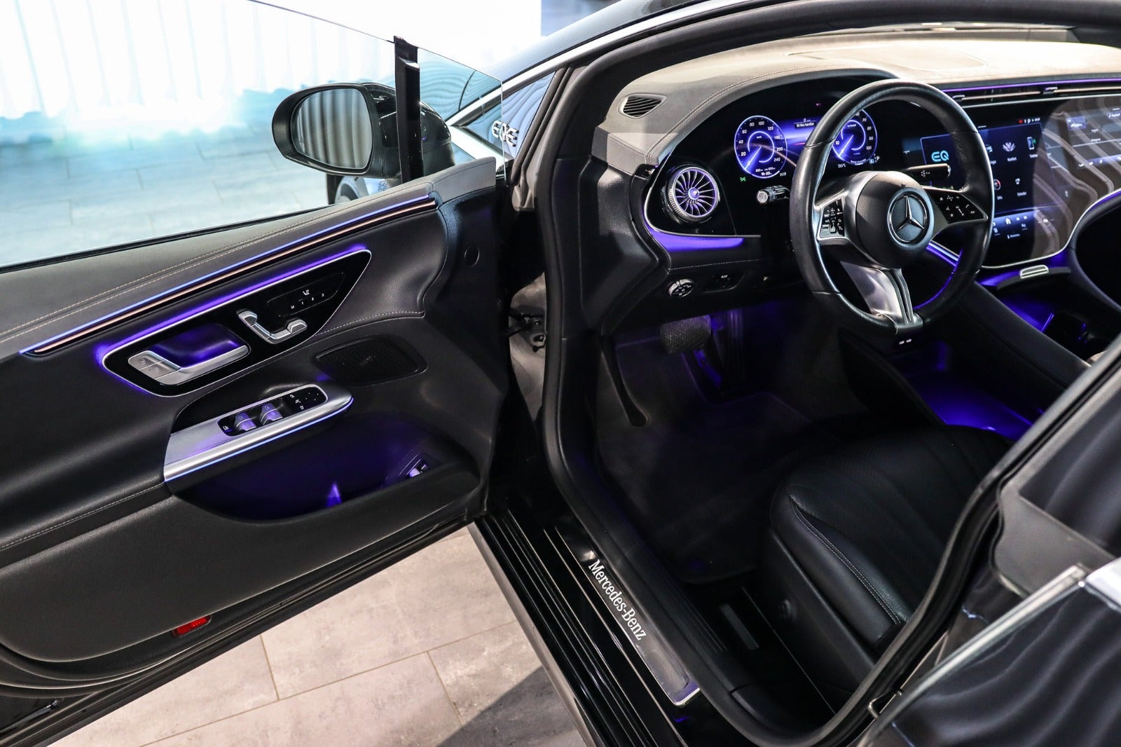 Billede af Mercedes EQE350  AMG Line 4Matic