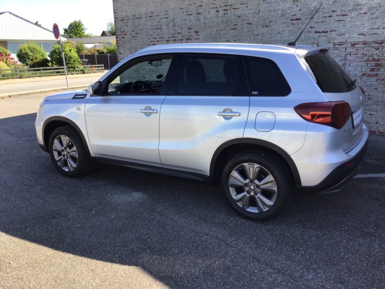 Suzuki Vitara mHybrid Active