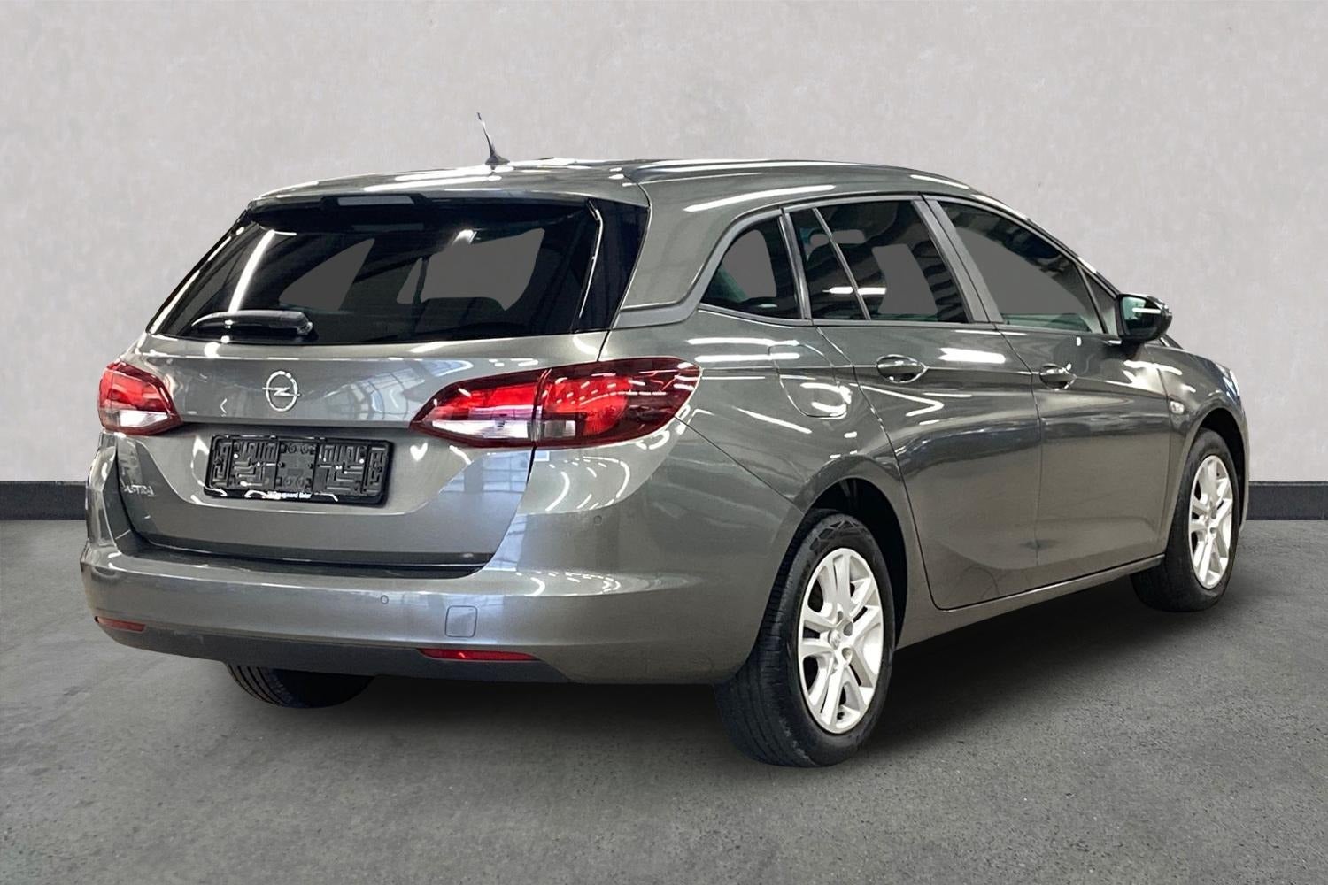 Billede af Opel Astra 1,2 T 110 Edition Sports Tourer