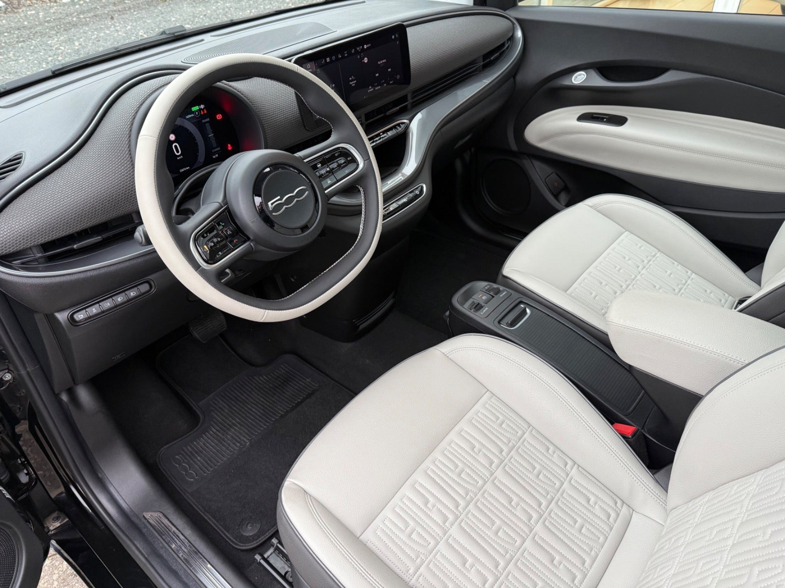 Billede af Fiat 500e 42 la Prima by Bocelli