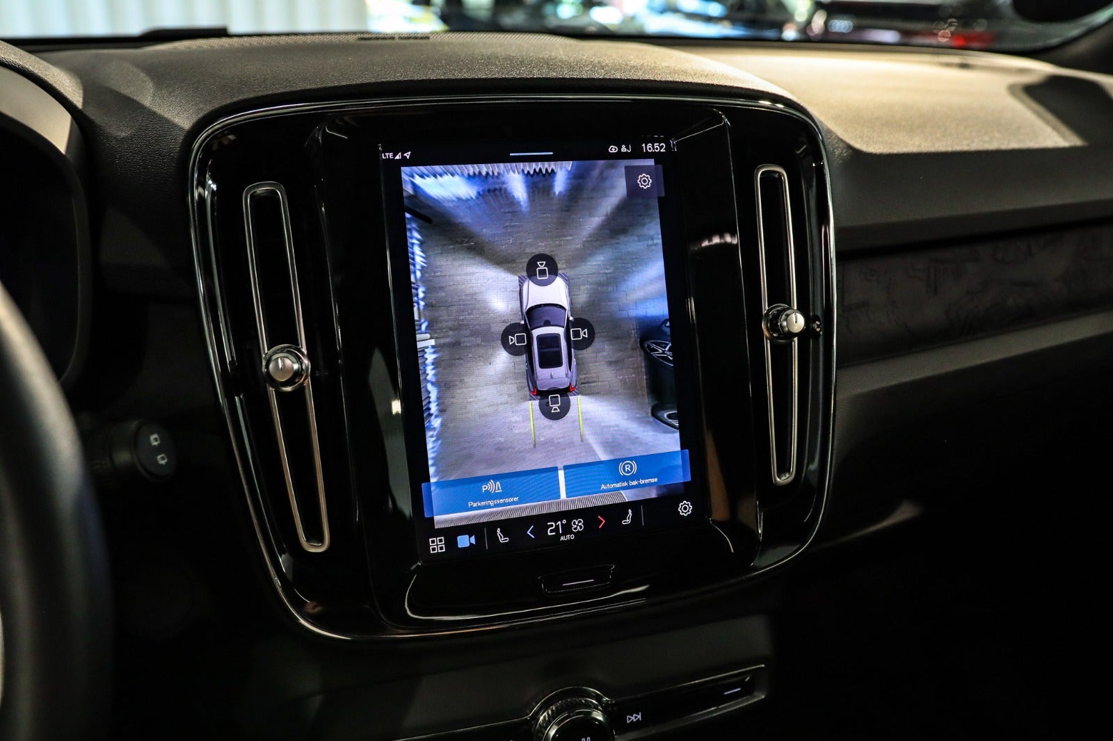 Billede af Volvo XC40  P6 ReCharge Ultimate