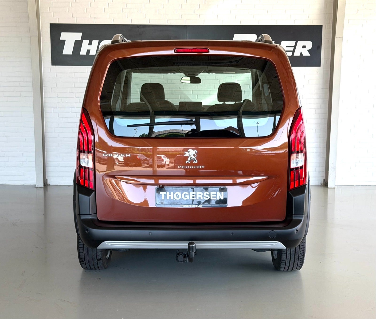 Billede af Peugeot Rifter 1,5 BlueHDi 130 L1 Allure EAT8