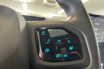 Ford Explorer Premium Extended Range