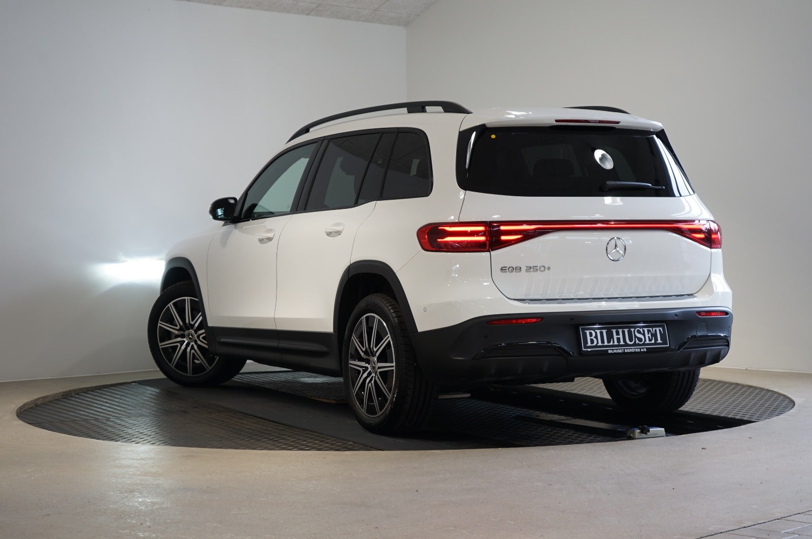 Mercedes EQB250+ AMG Advance 7prs