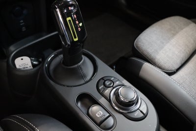 MINI Cooper SE Classic Trim